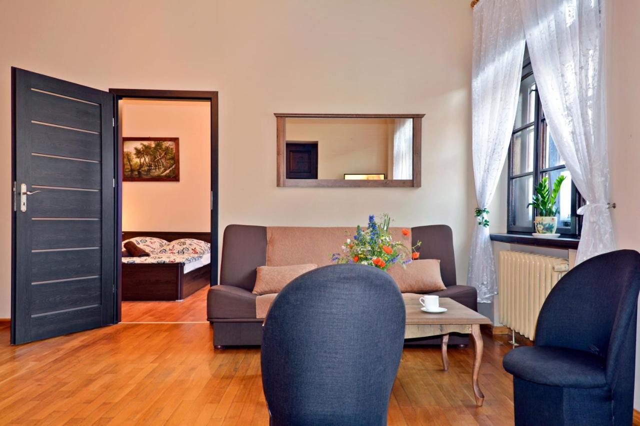 Dom Wczasowy Pod Zegarem Leba Exteriér fotografie