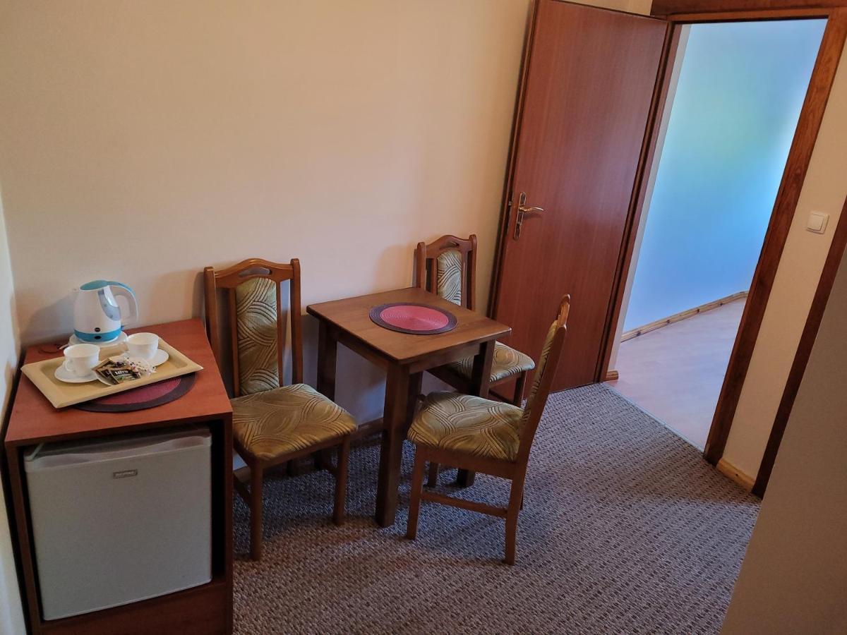 Dom Wczasowy Pod Zegarem Leba Exteriér fotografie